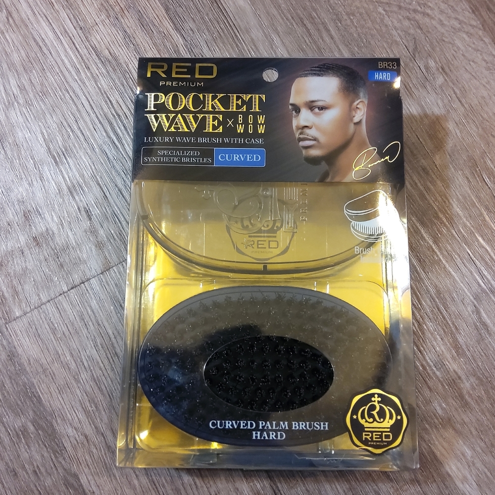 RED BY KISS Power Wave Premium Boar Brush NIB